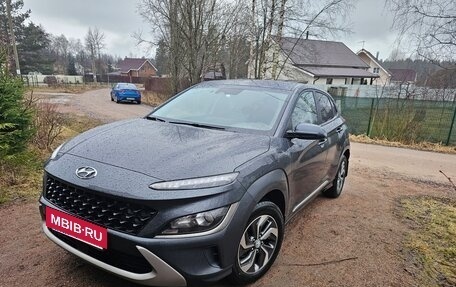 Hyundai Kona I, 2021 год, 2 600 000 рублей, 2 фотография