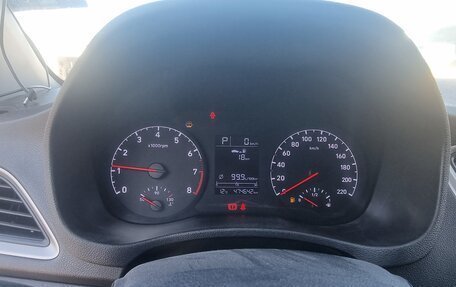 Hyundai Solaris II рестайлинг, 2017 год, 650 000 рублей, 15 фотография