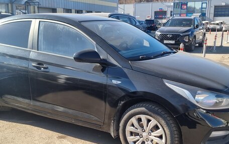 Hyundai Solaris II рестайлинг, 2017 год, 650 000 рублей, 16 фотография