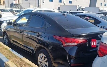 Hyundai Solaris II рестайлинг, 2017 год, 650 000 рублей, 6 фотография