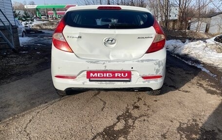 Hyundai Solaris II рестайлинг, 2015 год, 700 000 рублей, 7 фотография