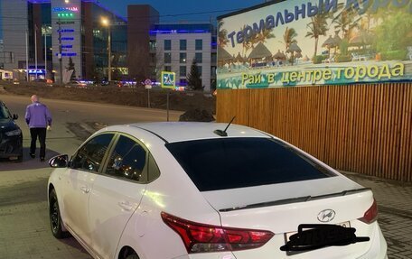 Hyundai Solaris II рестайлинг, 2018 год, 700 000 рублей, 8 фотография