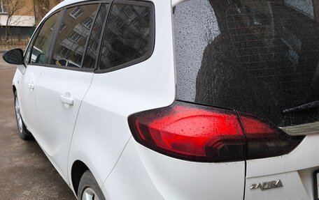 Opel Zafira C рестайлинг, 2013 год, 900 000 рублей, 4 фотография