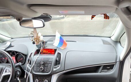 Opel Zafira C рестайлинг, 2013 год, 900 000 рублей, 14 фотография