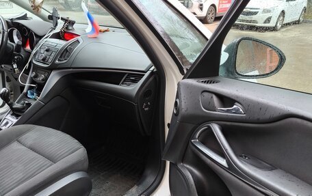 Opel Zafira C рестайлинг, 2013 год, 900 000 рублей, 13 фотография