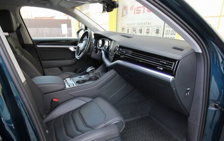 Volkswagen Touareg III, 2022 год, 7 395 000 рублей, 17 фотография