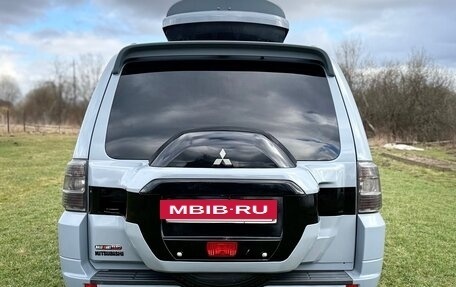 Mitsubishi Pajero IV, 2011 год, 2 300 000 рублей, 13 фотография