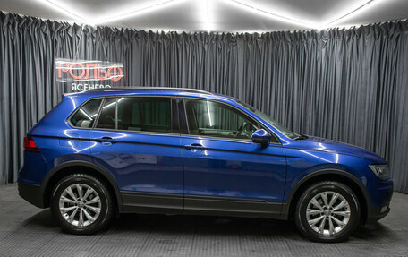 Volkswagen Tiguan II, 2019 год, 2 298 000 рублей, 4 фотография