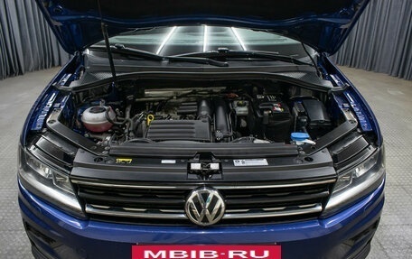 Volkswagen Tiguan II, 2019 год, 2 298 000 рублей, 9 фотография