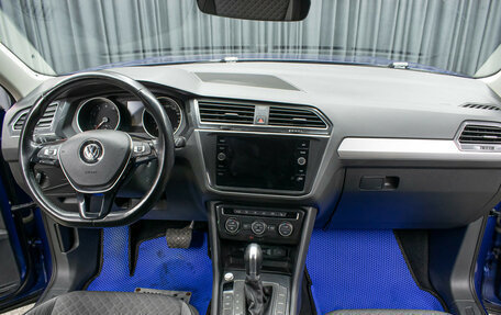 Volkswagen Tiguan II, 2019 год, 2 298 000 рублей, 16 фотография