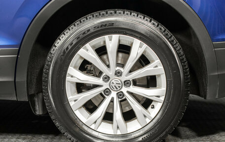 Volkswagen Tiguan II, 2019 год, 2 298 000 рублей, 24 фотография