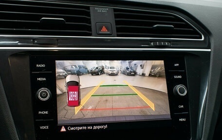 Volkswagen Tiguan II, 2019 год, 2 298 000 рублей, 21 фотография