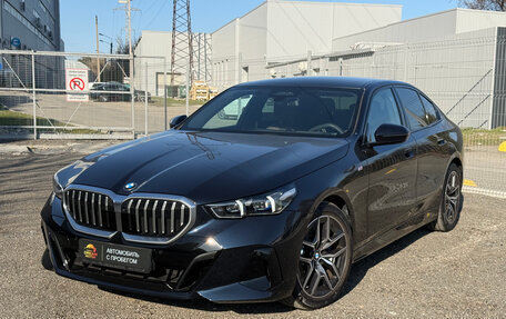 BMW 5 серия, 2024 год, 6 800 000 рублей, 1 фотография