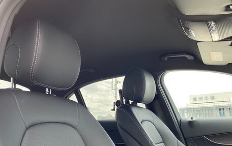 Mercedes-Benz C-Класс, 2018 год, 1 790 010 рублей, 12 фотография