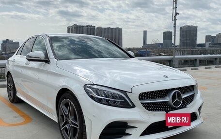 Mercedes-Benz C-Класс, 2018 год, 1 790 010 рублей, 3 фотография