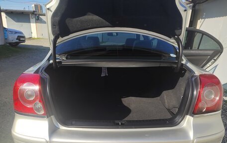 Toyota Avensis III рестайлинг, 2006 год, 850 000 рублей, 25 фотография