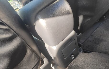 Toyota Avensis III рестайлинг, 2006 год, 850 000 рублей, 31 фотография