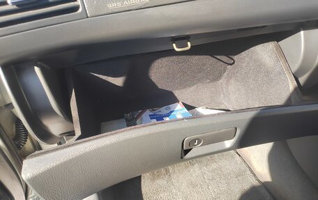 Toyota Avensis III рестайлинг, 2006 год, 850 000 рублей, 34 фотография