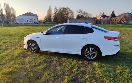 KIA Optima IV, 2019 год, 1 600 000 рублей, 2 фотография