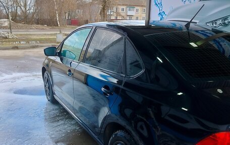 Volkswagen Polo VI (EU Market), 2013 год, 800 000 рублей, 4 фотография