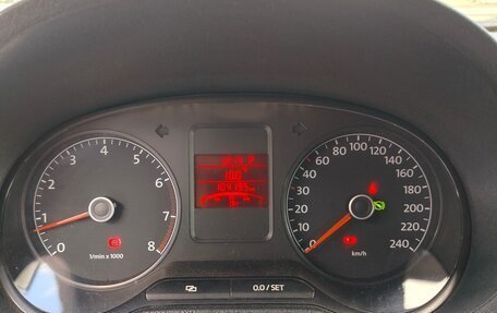 Volkswagen Polo VI (EU Market), 2013 год, 800 000 рублей, 5 фотография