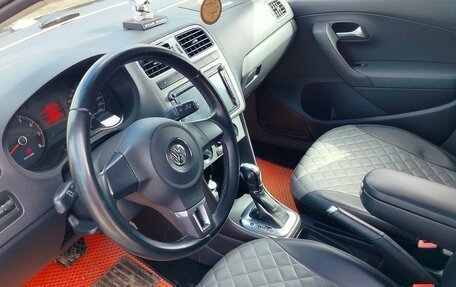 Volkswagen Polo VI (EU Market), 2013 год, 800 000 рублей, 6 фотография