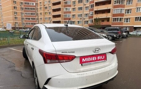 Hyundai Solaris II рестайлинг, 2021 год, 1 595 000 рублей, 10 фотография