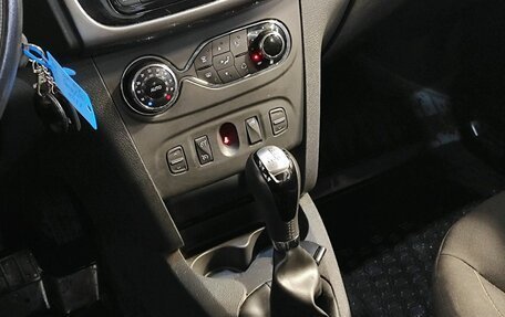 Renault Sandero II рестайлинг, 2018 год, 1 349 000 рублей, 10 фотография