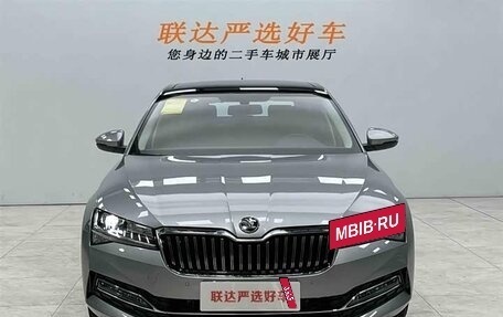 Skoda Superb III рестайлинг, 2025 год, 2 750 293 рублей, 2 фотография