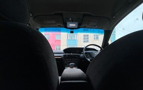 Nissan Gloria XI, 2003 год, 350 000 рублей, 2 фотография