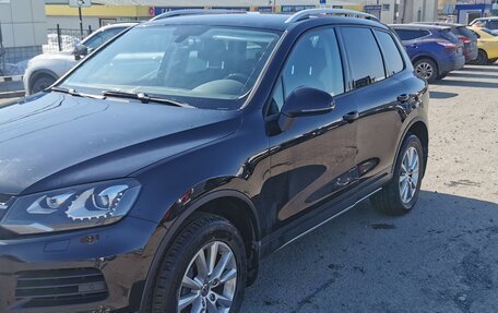 Volkswagen Touareg III, 2012 год, 2 069 000 рублей, 2 фотография