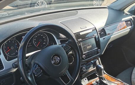 Volkswagen Touareg III, 2012 год, 2 069 000 рублей, 7 фотография