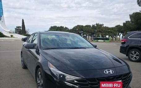 Hyundai Elantra, 2021 год, 1 800 000 рублей, 2 фотография