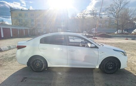 KIA Rio IV, 2018 год, 1 250 000 рублей, 7 фотография