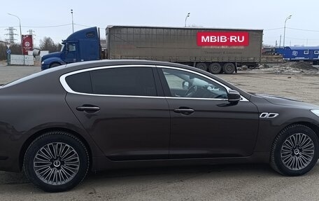 KIA Quoris I, 2013 год, 1 150 000 рублей, 13 фотография