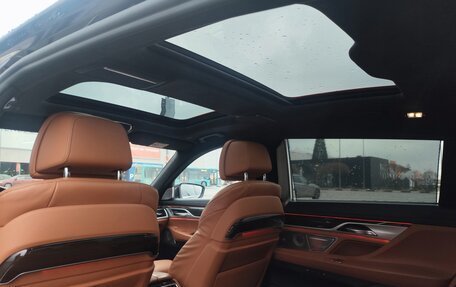 BMW 7 серия, 2019 год, 5 000 000 рублей, 31 фотография