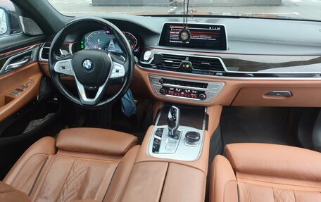 BMW 7 серия, 2019 год, 5 000 000 рублей, 34 фотография