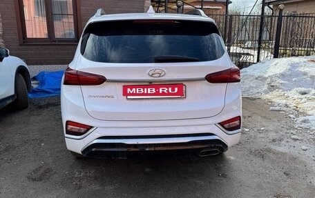Hyundai Santa Fe IV, 2019 год, 2 700 000 рублей, 3 фотография