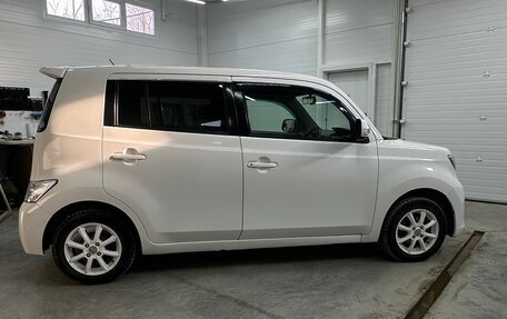 Toyota bB II рестайлинг, 2010 год, 650 000 рублей, 4 фотография