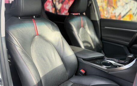 Toyota Camry, 2021 год, 3 150 000 рублей, 16 фотография