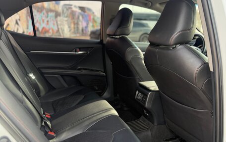 Toyota Camry, 2021 год, 3 150 000 рублей, 17 фотография