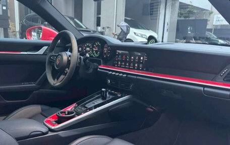 Porsche 911, 2024 год, 15 800 000 рублей, 7 фотография