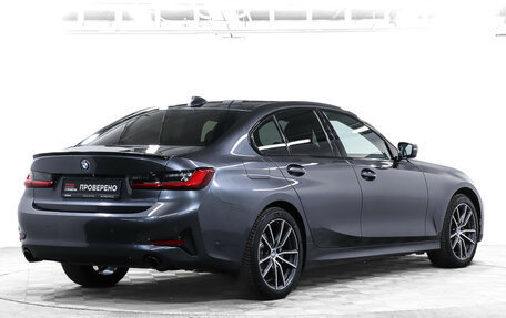 BMW 3 серия, 2020 год, 3 090 000 рублей, 10 фотография