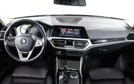 BMW 3 серия, 2020 год, 3 090 000 рублей, 24 фотография