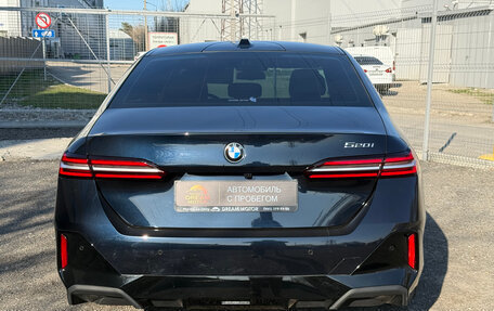 BMW 5 серия, 2024 год, 6 800 000 рублей, 5 фотография