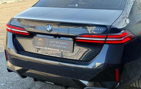 BMW 5 серия, 2024 год, 6 800 000 рублей, 6 фотография