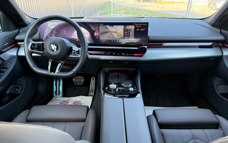 BMW 5 серия, 2024 год, 6 800 000 рублей, 9 фотография