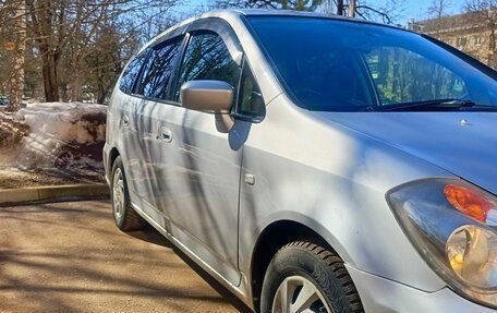 Honda Stream I рестайлинг, 2004 год, 460 000 рублей, 4 фотография