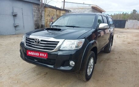 Toyota Hilux VII, 2014 год, 2 350 000 рублей, 1 фотография