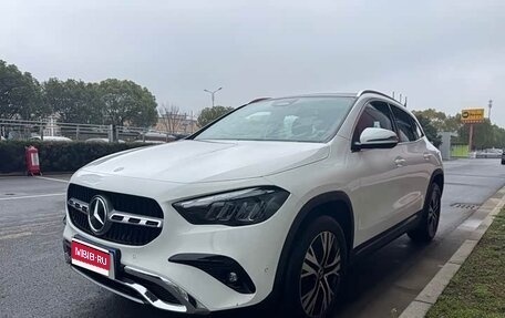 Mercedes-Benz GLA, 2024 год, 4 400 000 рублей, 1 фотография